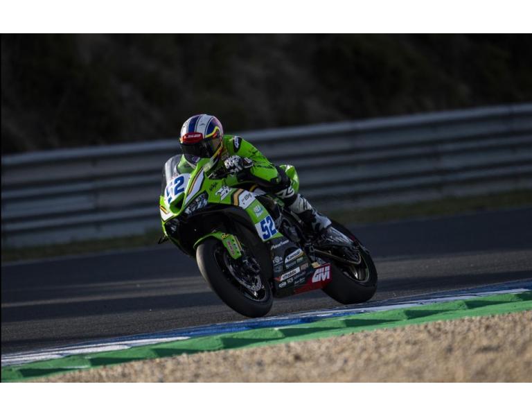 Alcoba remporte un premier podium époustouflant