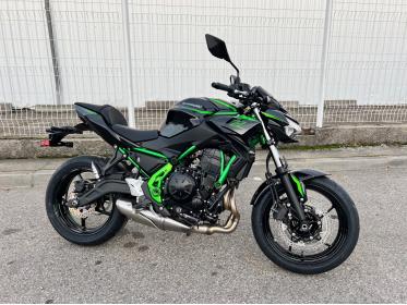 KAWASAKI Z650
