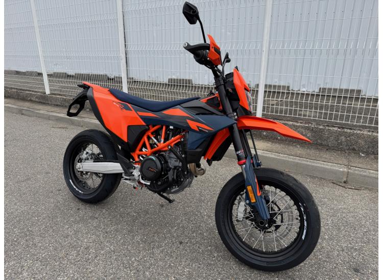 KTM 690 SMC R