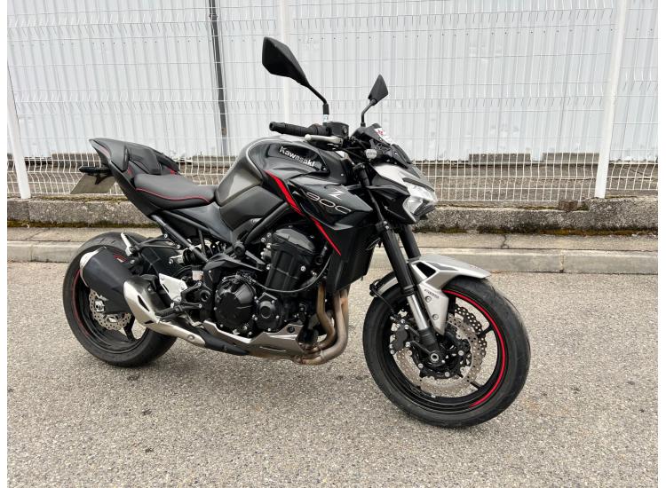 KAWASAKI Z 900