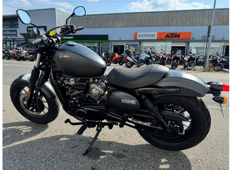 HYOSUNG 125 bobber