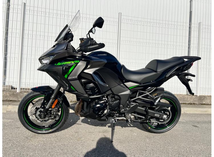 KAWASAKI VERSYS 1100 SE