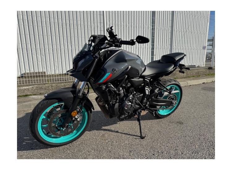 YAMAHA MT-07 A2