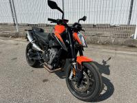 KTM 890 DUKE