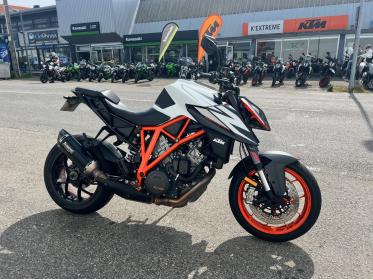 KTM 1290 SUPER DUKE R