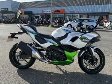 KAWASAKI Z7 hybrid